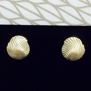 Vintage Goldtone Earrings